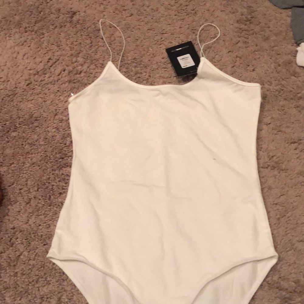 Fashion nova never worn white body suit